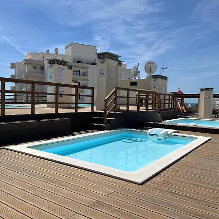 Ocean Terrace Seaview Apartment